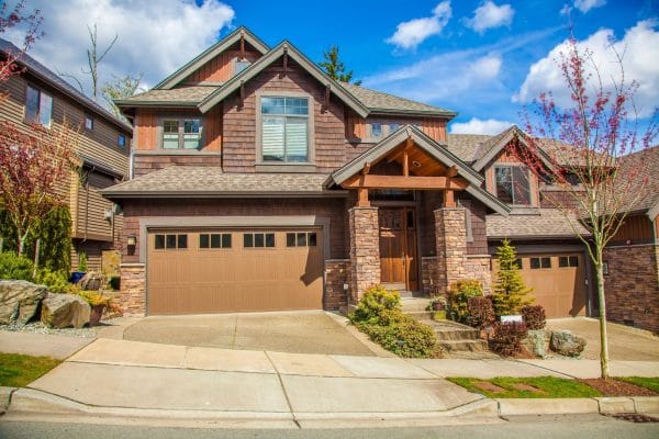Exterior wood siding - best company in Calgary